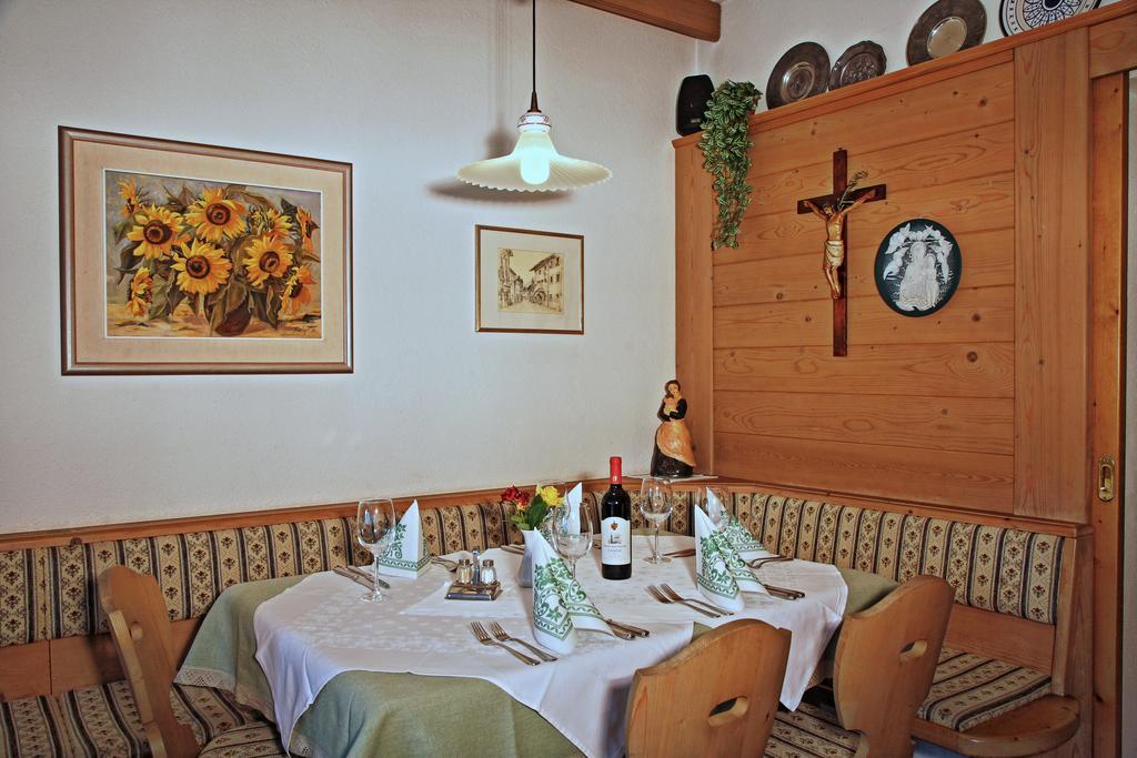 Gasthof Bundschen Sarentino ภายนอก รูปภาพ